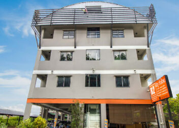 B2 Santitham (Wat Jed Yod) Boutique & Budget Hotel