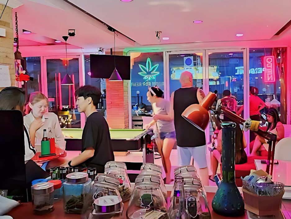 HighFive Cannabis & Social Bar, Pattaya