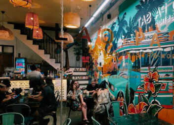 เหลา​ ปาสะ Lao Pa Sat Phuket Town