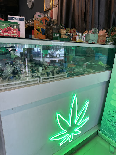 ร้านกัญชาอยุธยา 420 Exclusive cannabis shop Ayutthaya