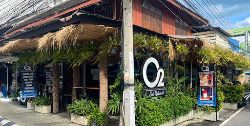 O2 - Bar & Restaurant - Cannabis Zone - Gaming Zone